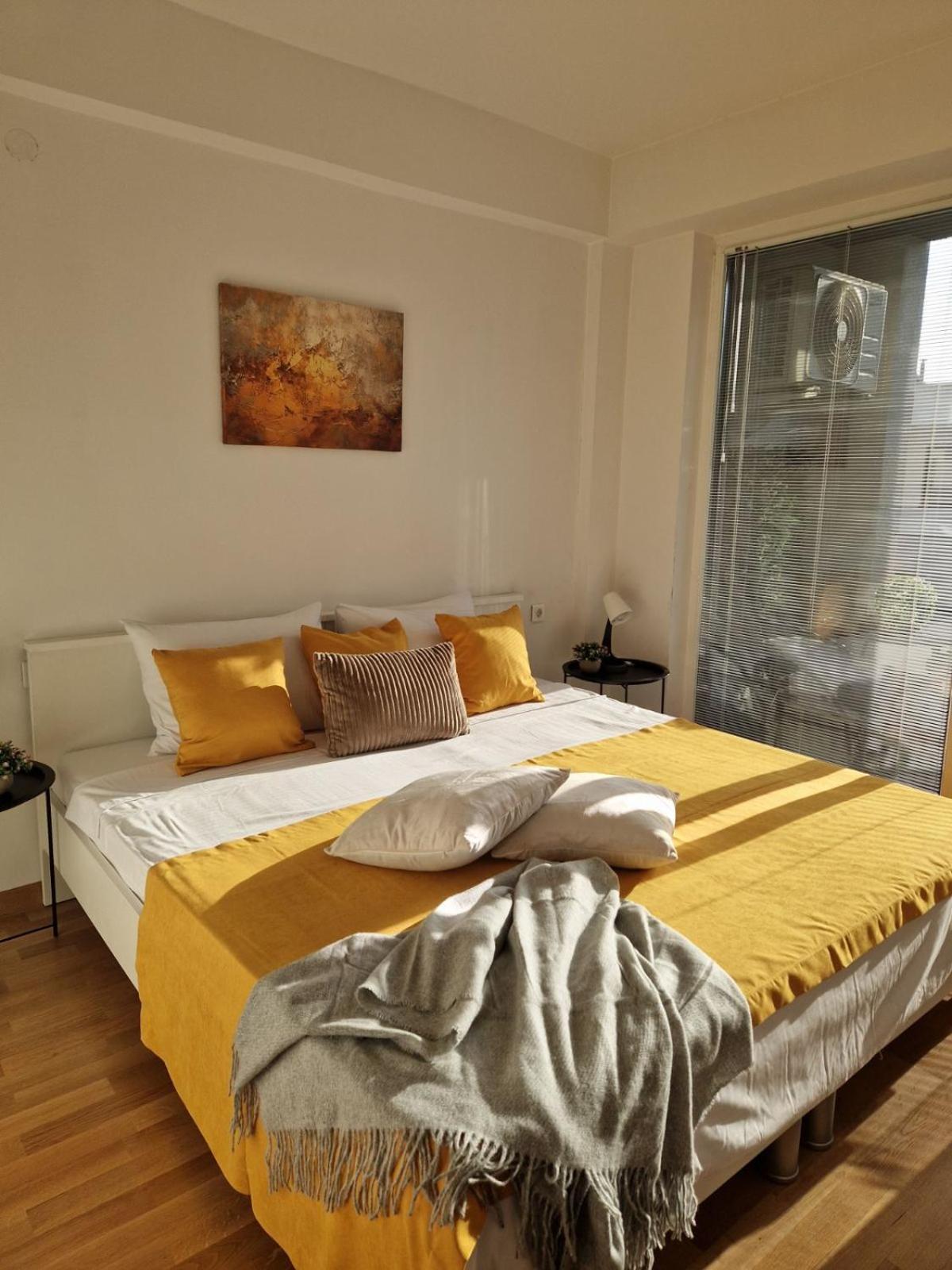 Kamche Lux Apartment Skopje Exterior foto
